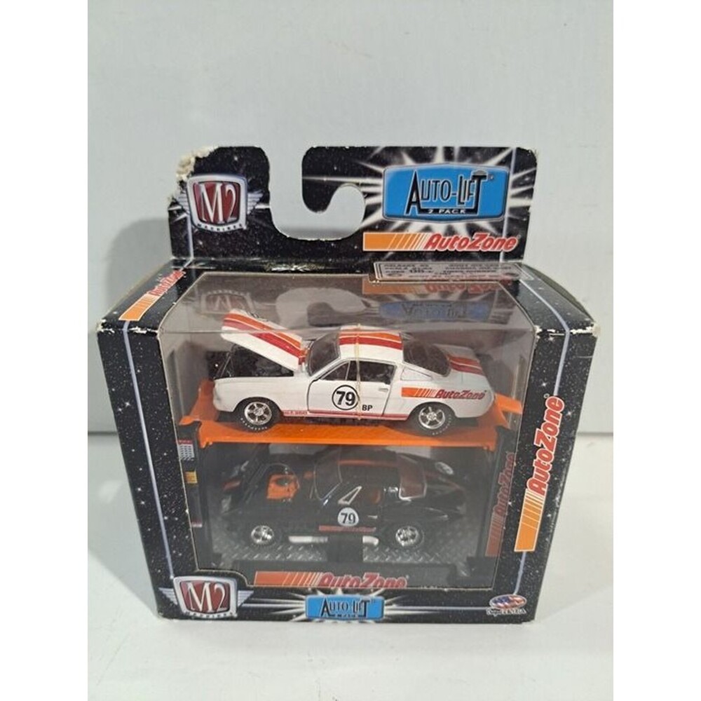 NIP M2 Machines Auto-Lift 1:64 Die Cast Ford Shelby Mustang & Chevrolet Corvette